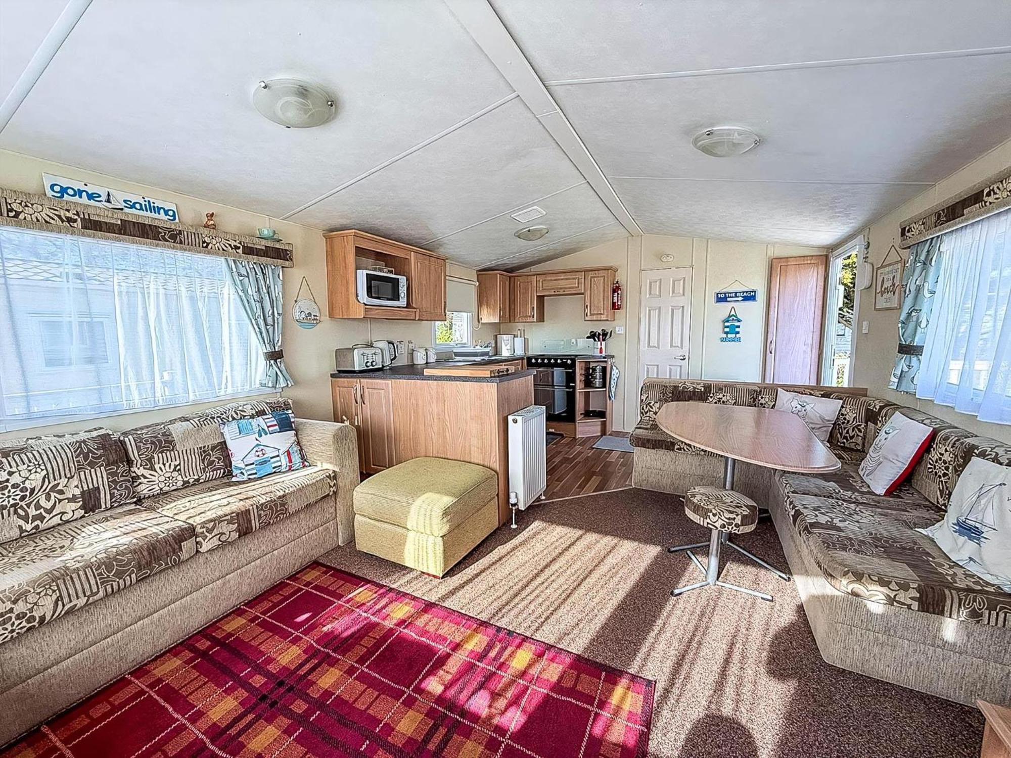 Caravan With Decking At Manor Park In Hunstanton, Sleeps 6 Ref 23045B Экстерьер фото